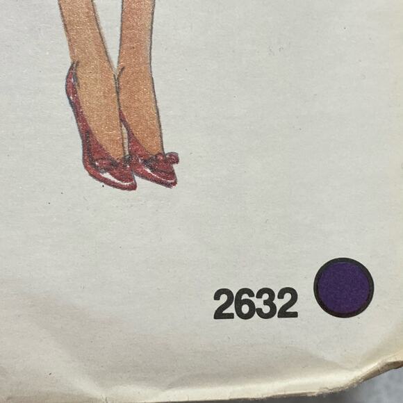 Vintage Vogue Sewing Pattern American Designer Diane von Furstenberg dress sz 10 - Picture 2 of 6